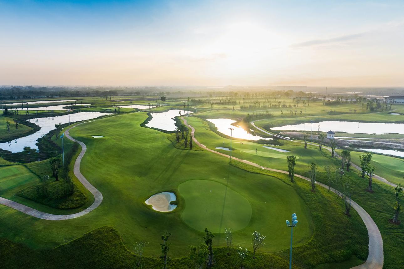 san golf vinhomes saigon park hoc mon